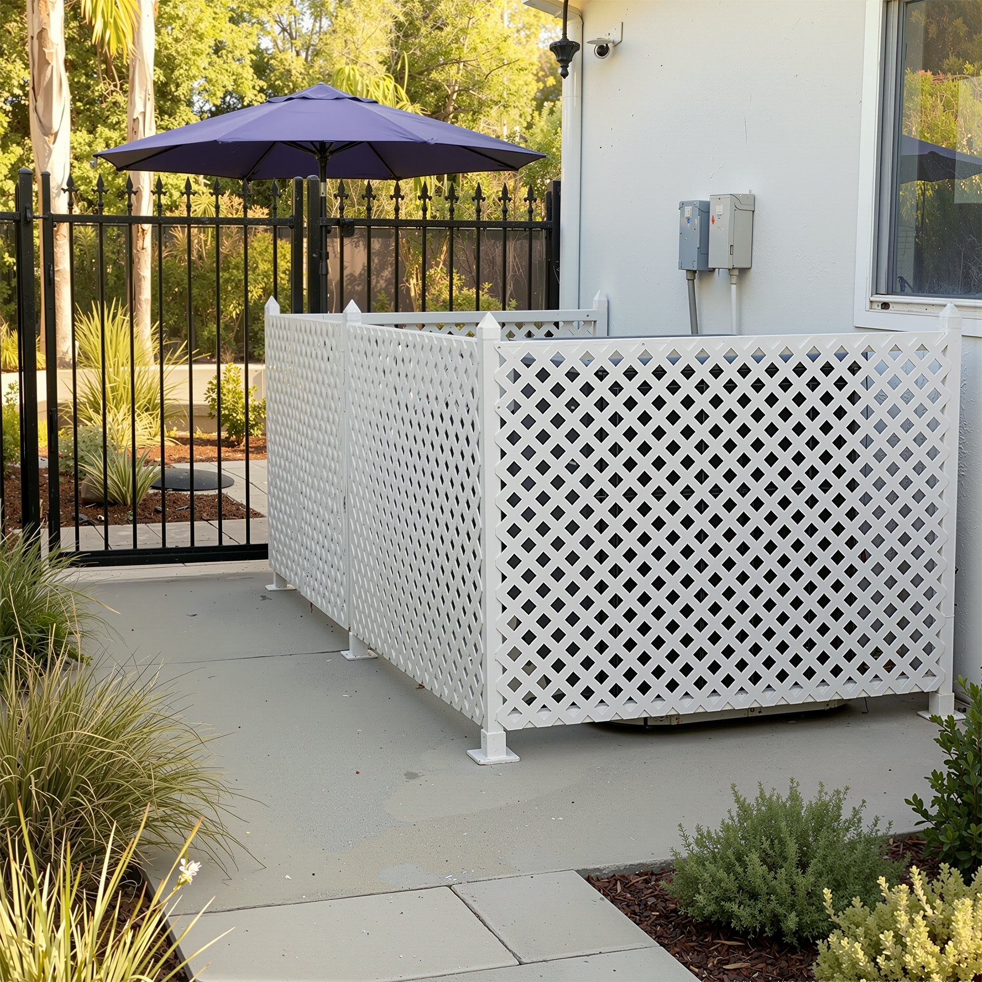 SnapFence® Surface-Mount Q.U.I.C.K.™ Fence Kit (No Gate)