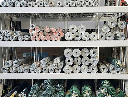 <p>Choose Your Hardware Cloth</p>